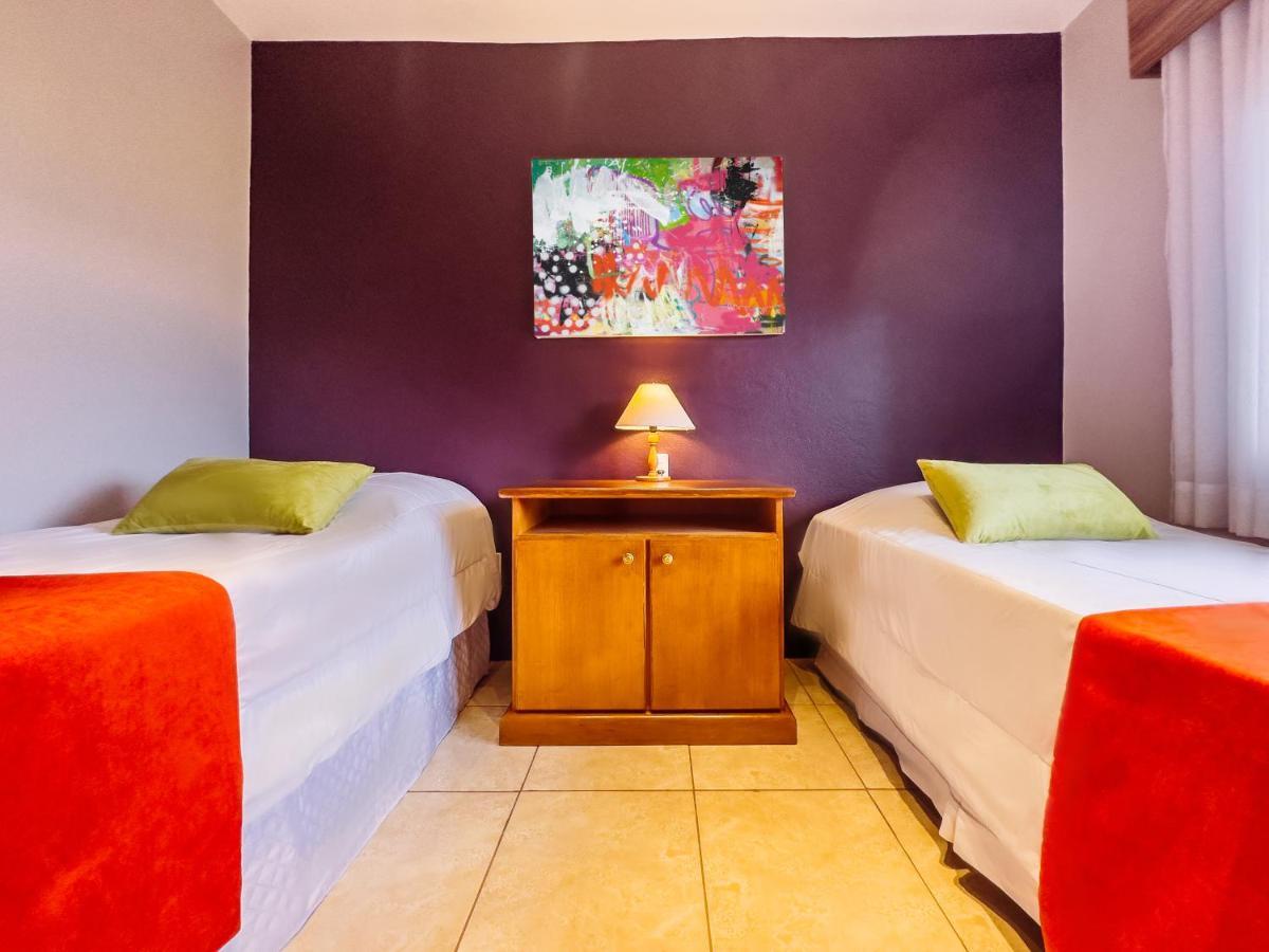 Luzzy Hotel Канела Экстерьер фото
