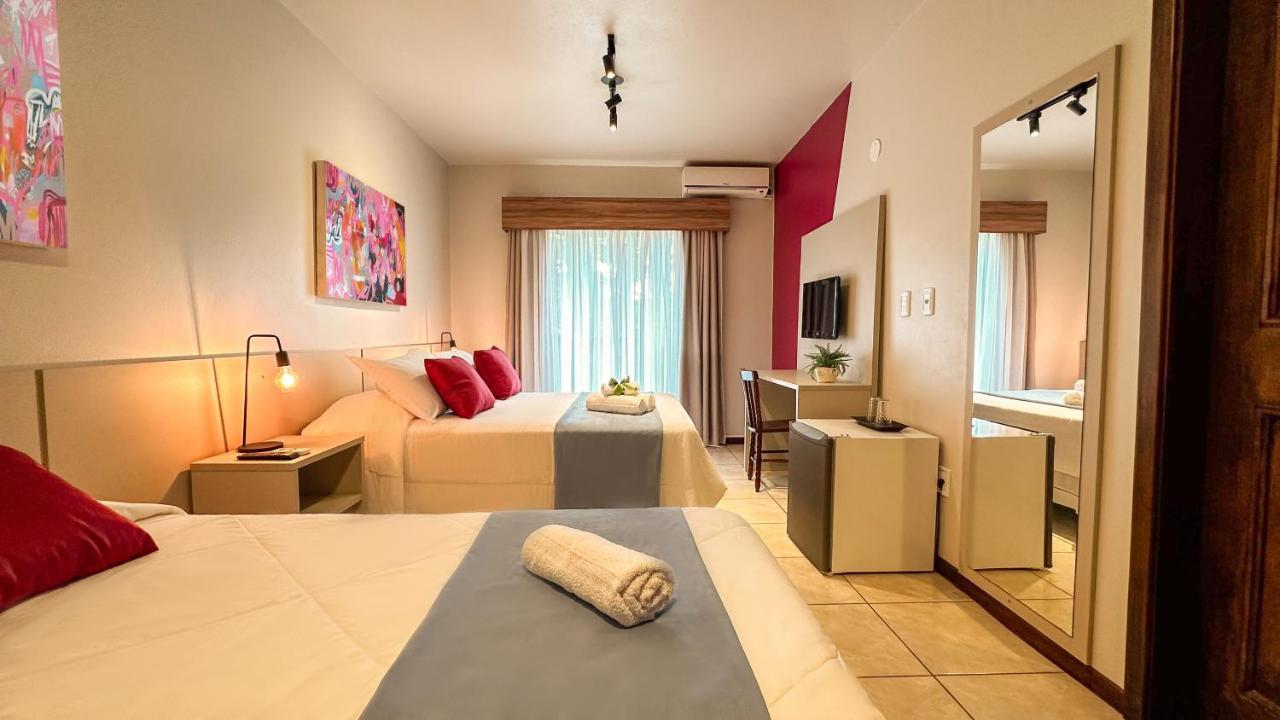 Luzzy Hotel Канела Экстерьер фото